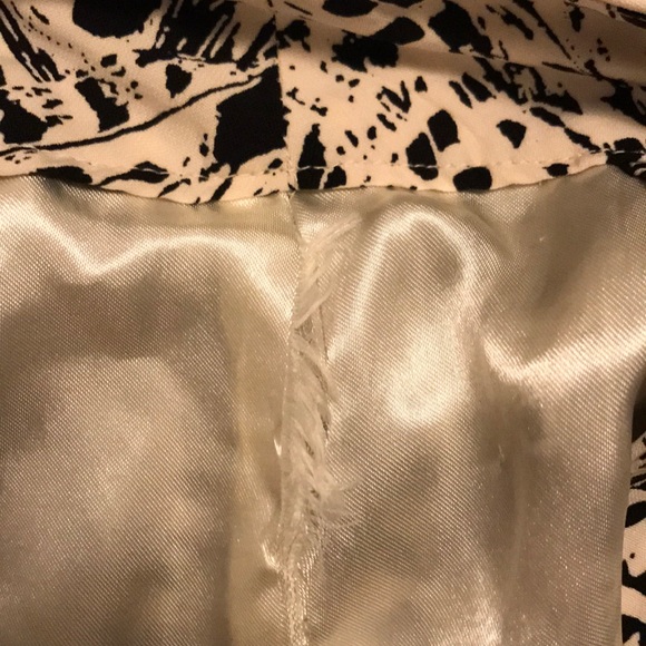 Patterned skirt - Picture 3 of 3